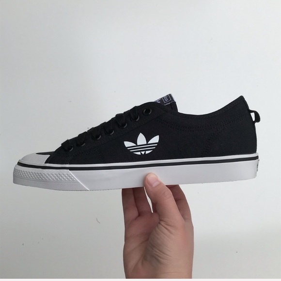 NEW Adidas Nizza Trefoil Black Sneaker Womens 11 - Picture 3 of 12